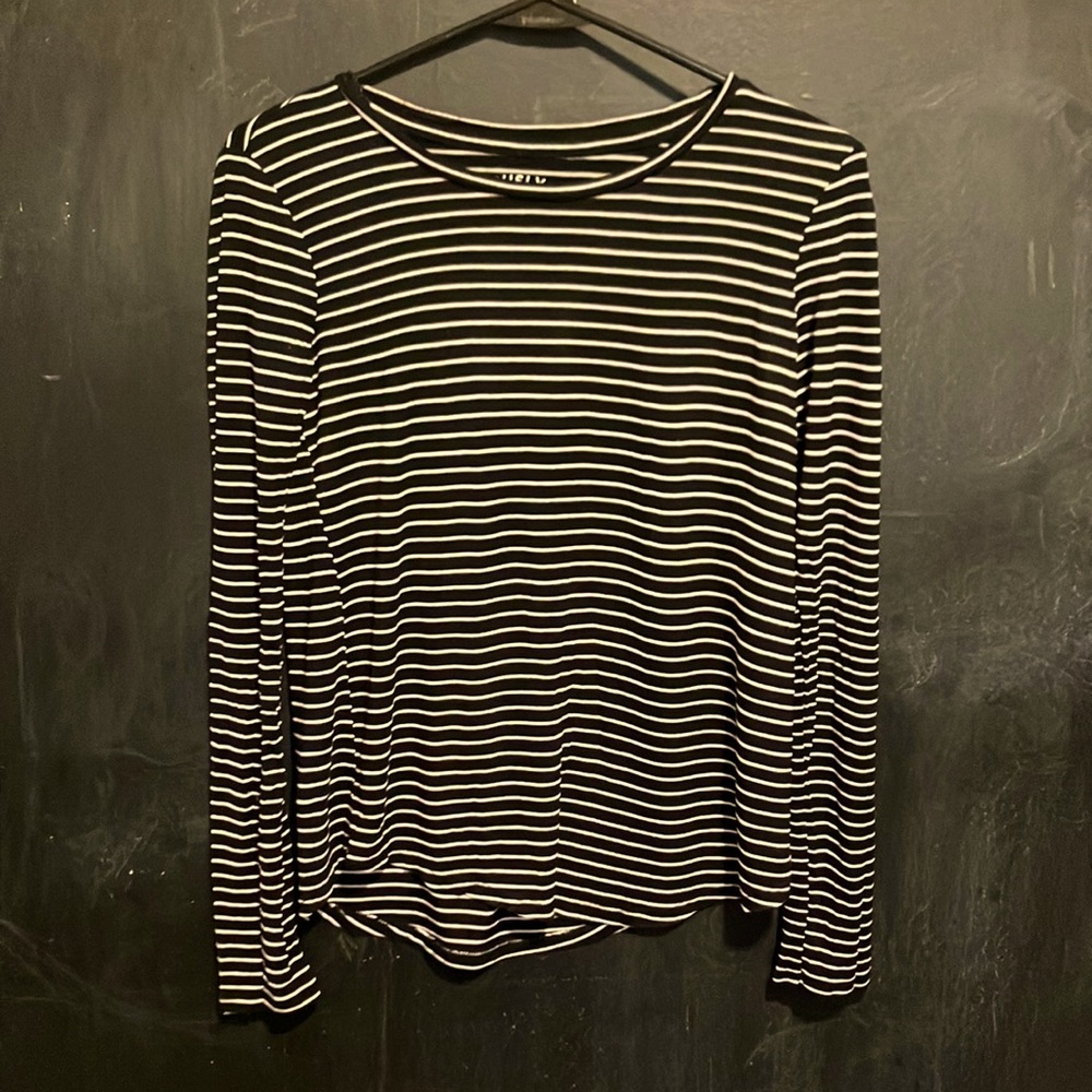 Soft Black and White Long Sleeved Shirt
